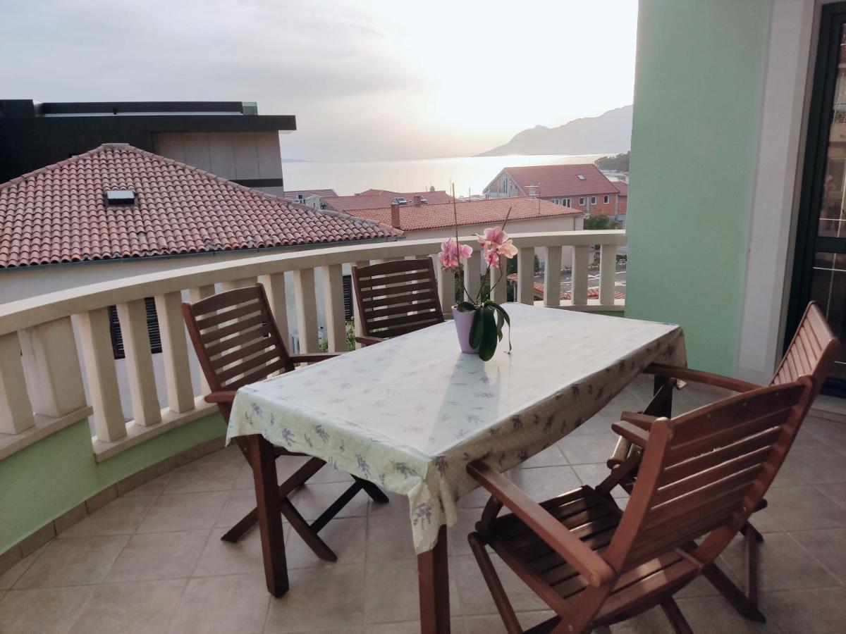 House Topic Baška Voda Exterior foto