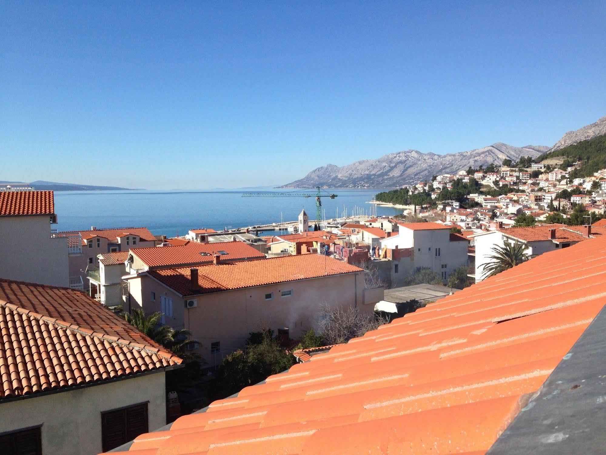 House Topic Baška Voda Exterior foto